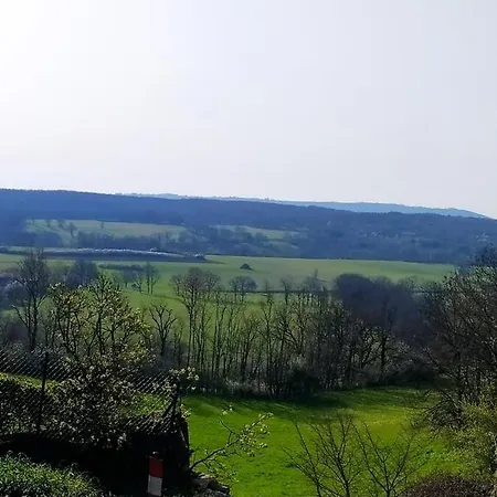 Maison En Pierre Vue Panoramique بيت للعطل *